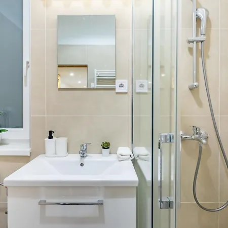 Very - Young - Modern