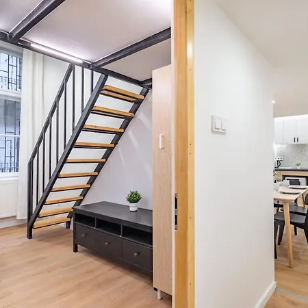 Very - Young - Modern