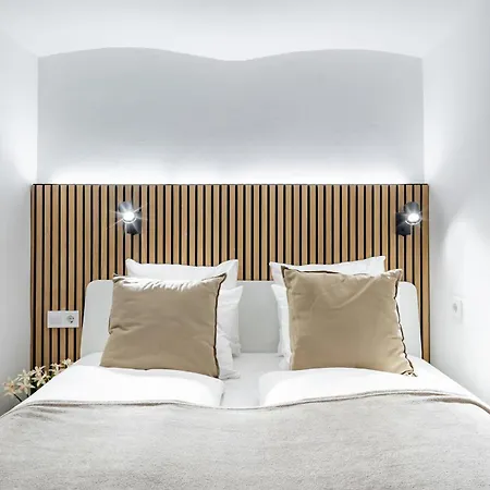 Very - Young - Modern Appartement