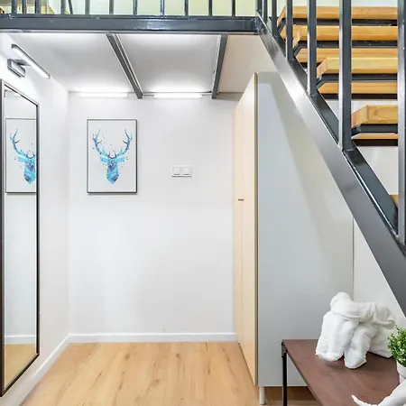 Very - Young - Modern