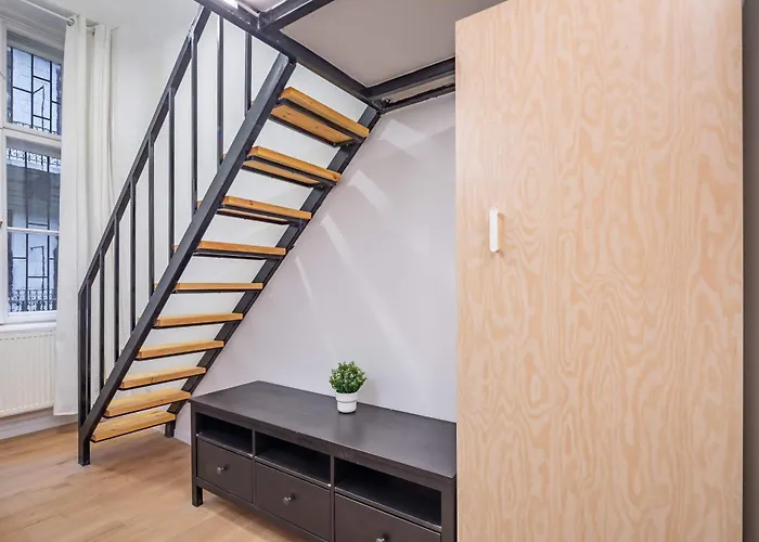 Very - Young - Modern Apartman *